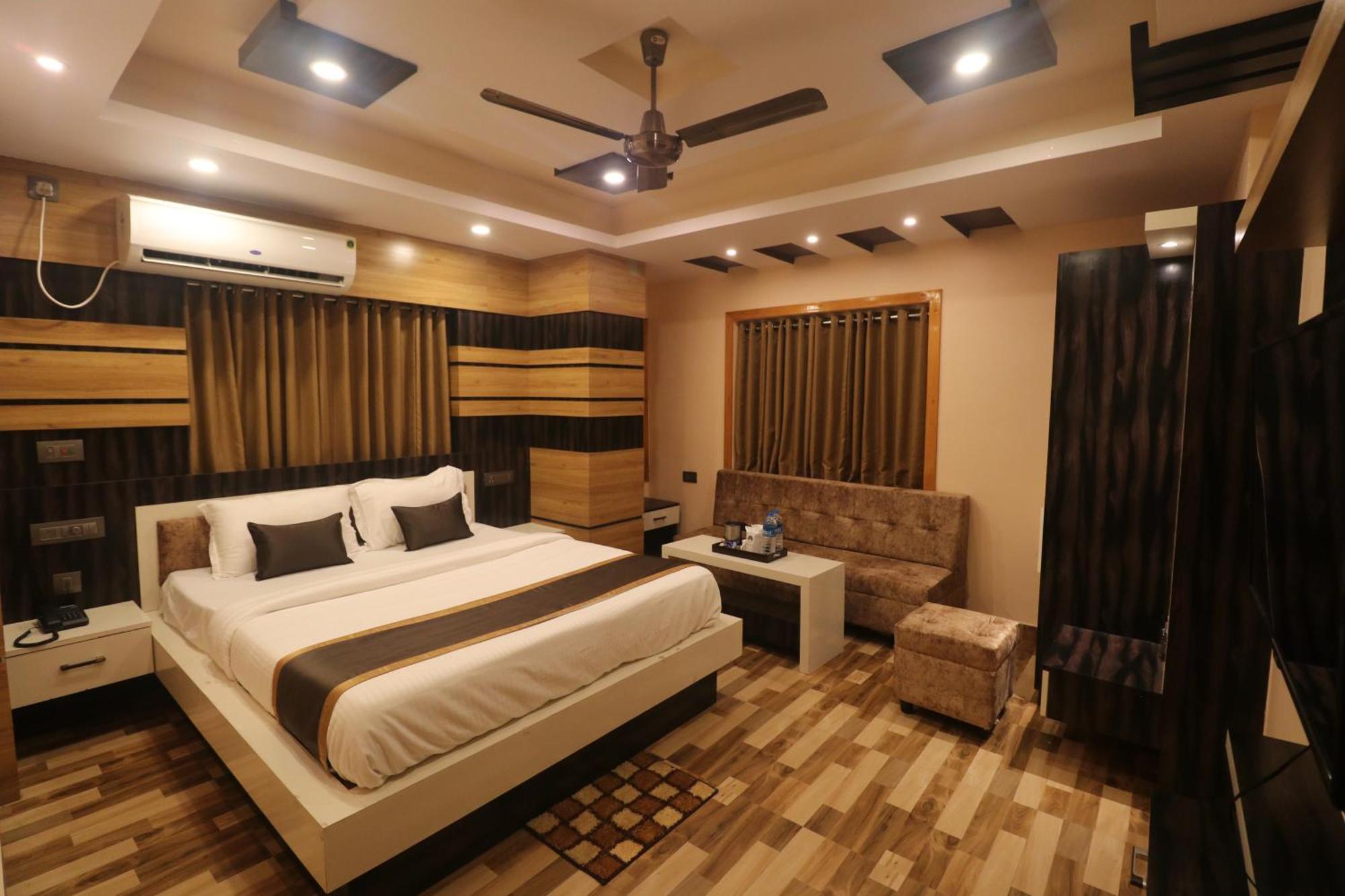 Mohar Residency Hotel Kolkata Exterior photo