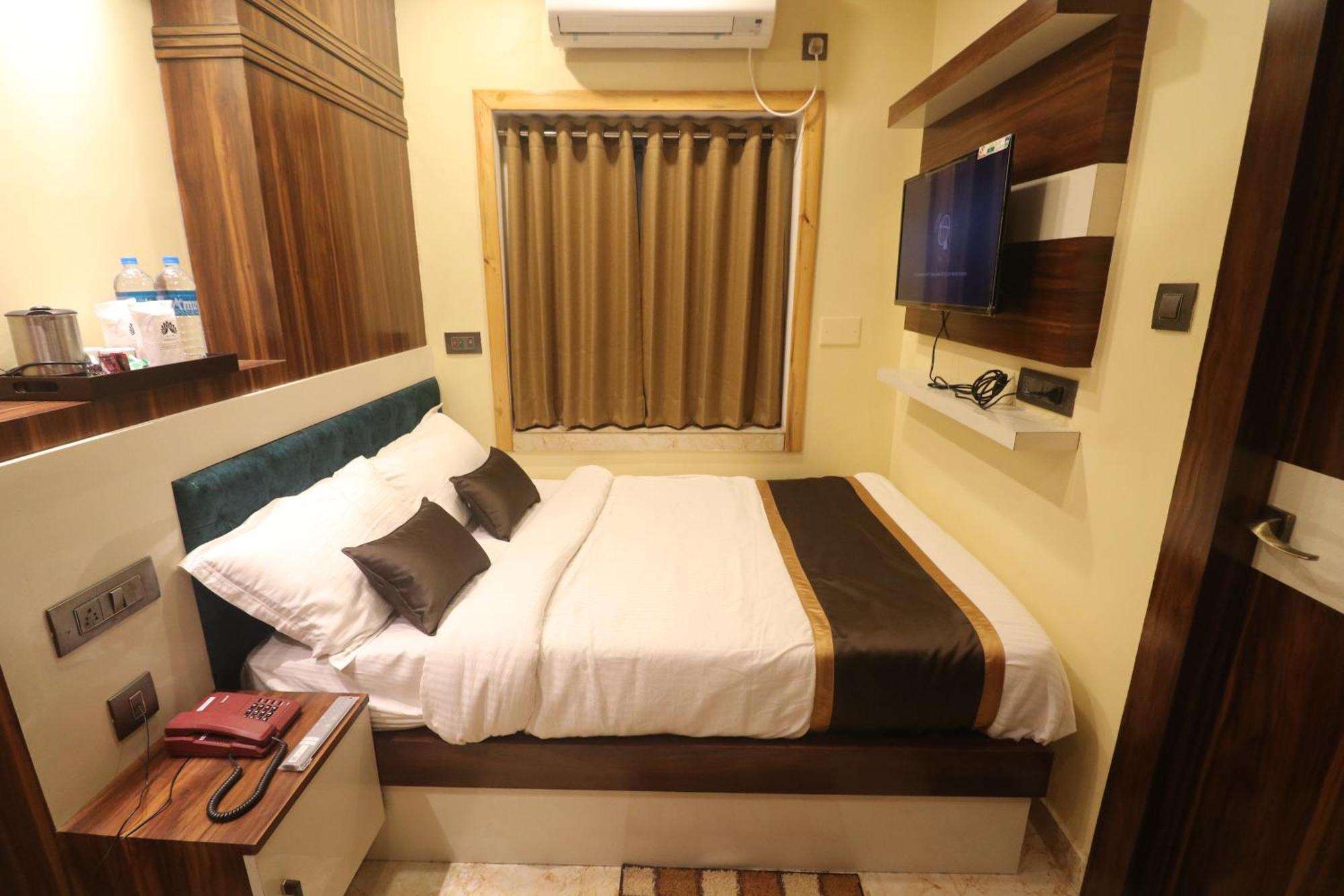 Mohar Residency Hotel Kolkata Exterior photo
