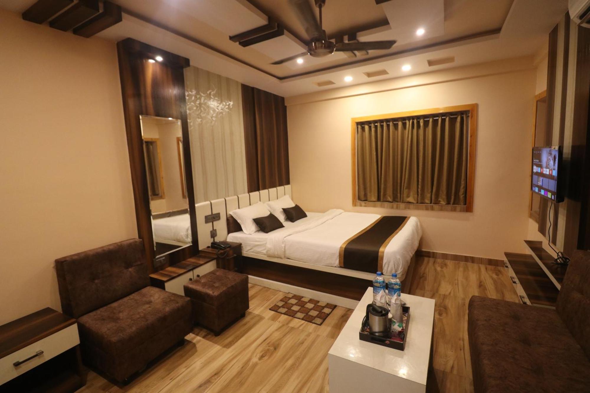 Mohar Residency Hotel Kolkata Exterior photo