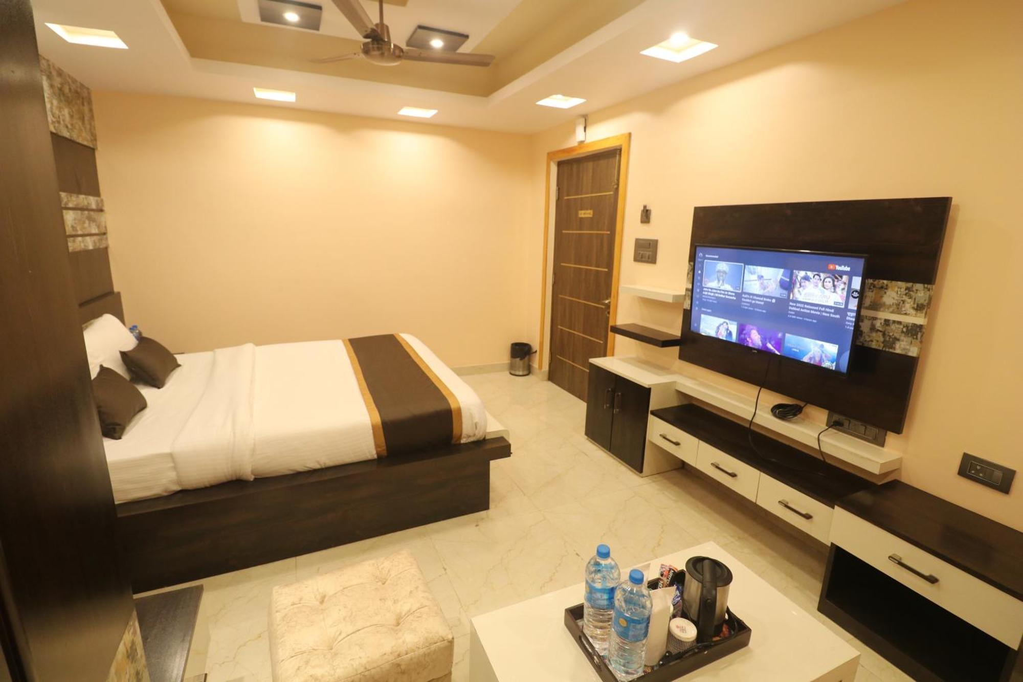 Mohar Residency Hotel Kolkata Exterior photo