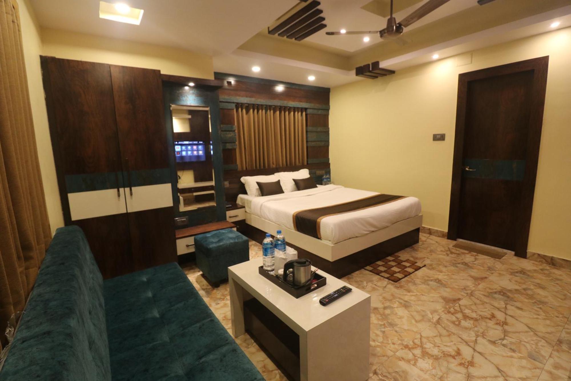 Mohar Residency Hotel Kolkata Exterior photo